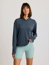 Load image into Gallery viewer, Free Fly- W L/S Elevate Lightweight Hoodie