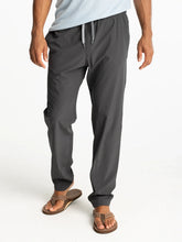 Load image into Gallery viewer, Free Fly- M Breeze Pant
