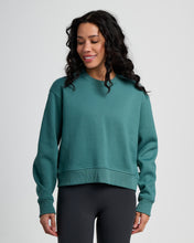 Load image into Gallery viewer, Free Fly- W L/S Bamboo Northcoast Fleece Crew
