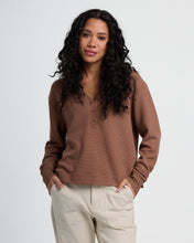 Load image into Gallery viewer, Free Fly- W L/S Waffle Henley
