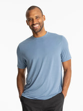 Load image into Gallery viewer, Free Fly- M S/S Elevate Lightweight Tee
