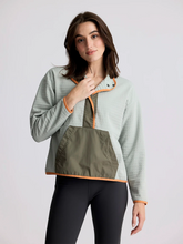 Load image into Gallery viewer, Free Fly- W Gridback Fleece Snap Pullover
