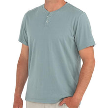Load image into Gallery viewer, Men&#39;s S/S Heritage Henley
